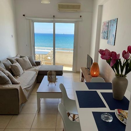 Alex Beach Apartment 31 Larnaca Eksteriør billede
