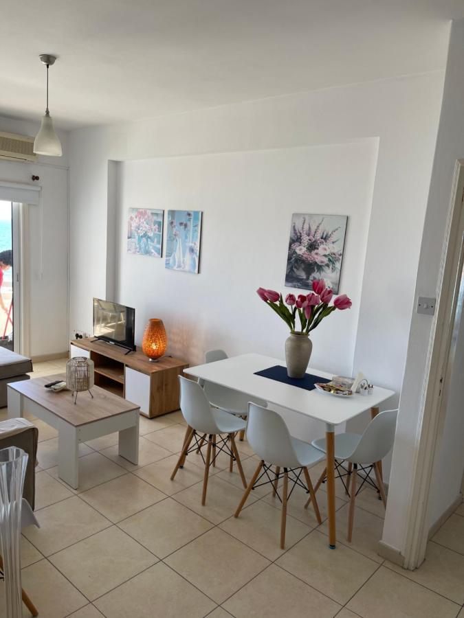 Alex Beach Apartment 31 Larnaca Eksteriør billede