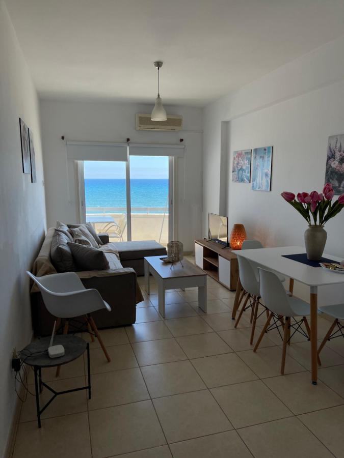 Alex Beach Apartment 31 Larnaca Eksteriør billede