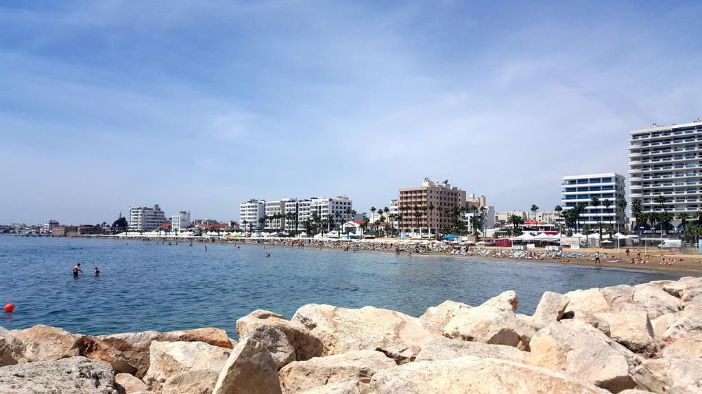 Alex Beach Apartment 31 Larnaca Eksteriør billede